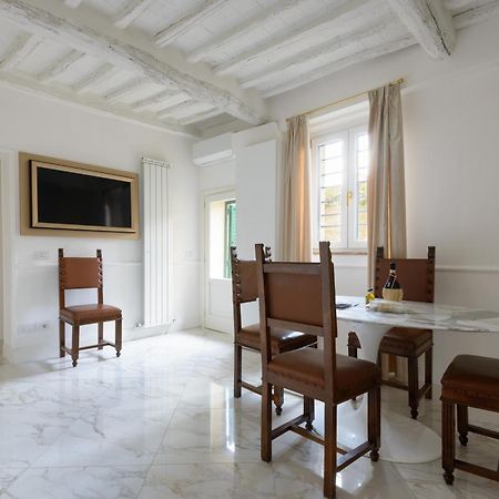 Domus Nannini Spa - L' Arco Di Matteotti Сієна Екстер'єр фото
