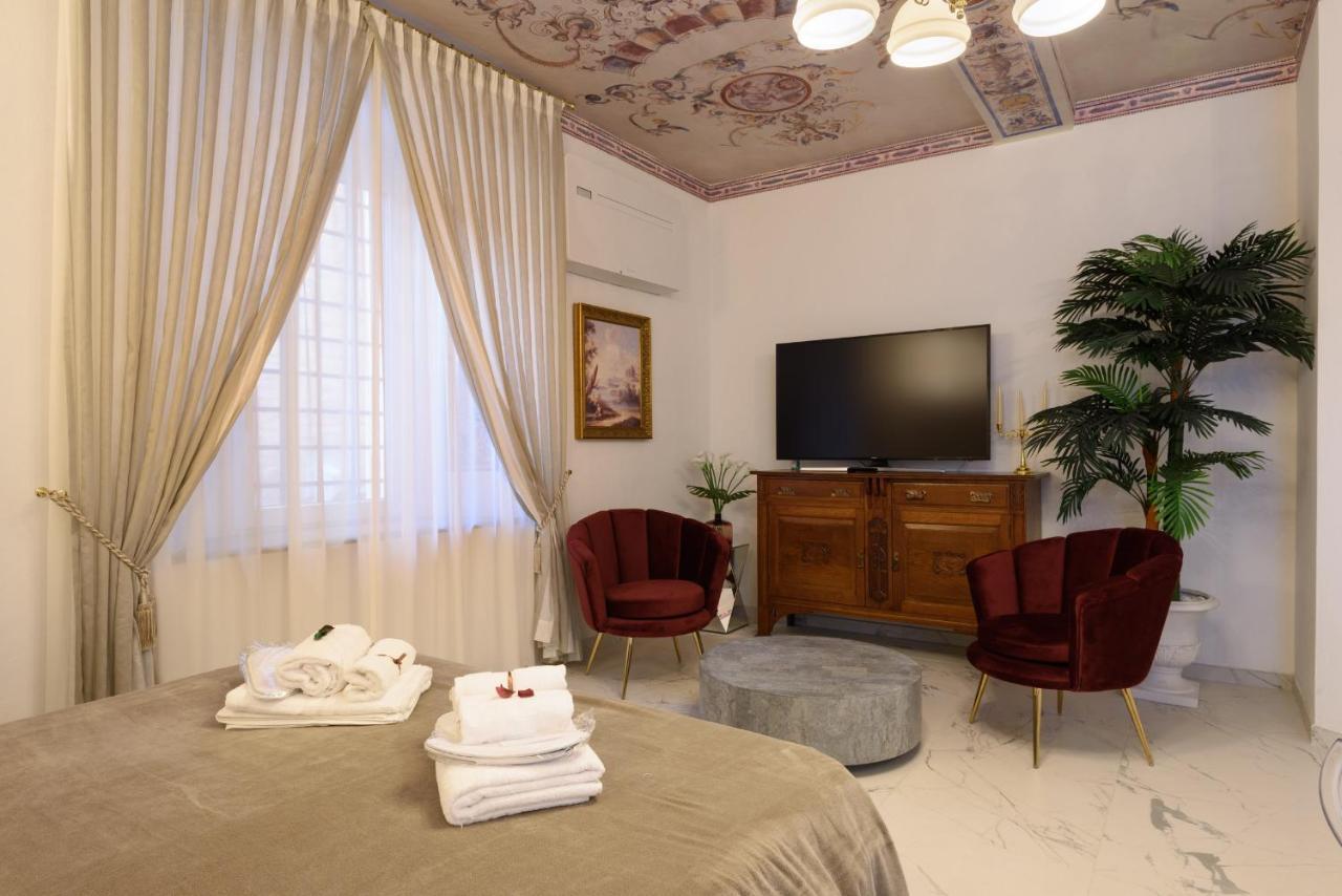 Domus Nannini Spa - L' Arco Di Matteotti Сієна Екстер'єр фото