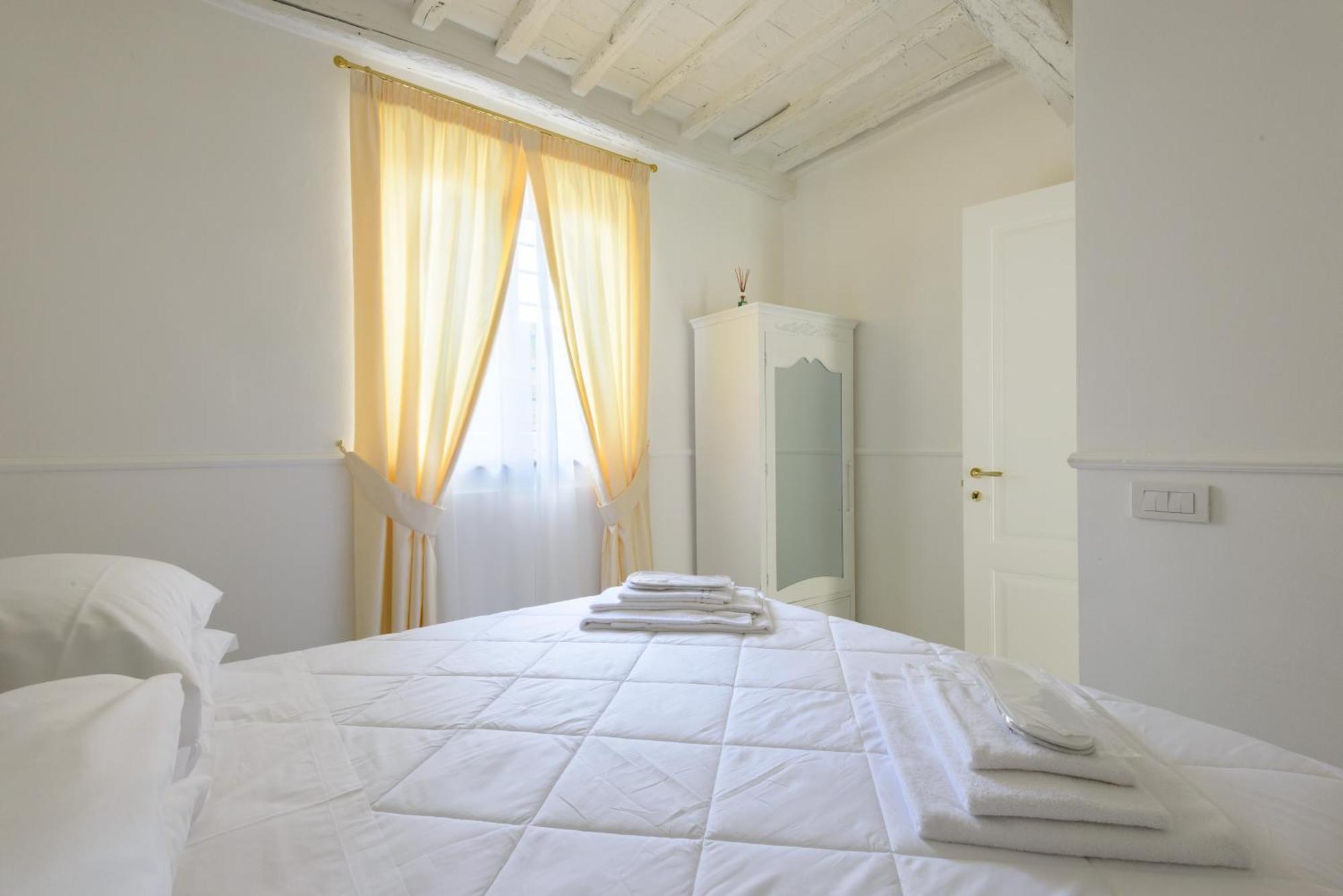 Domus Nannini Spa - L' Arco Di Matteotti Сієна Екстер'єр фото
